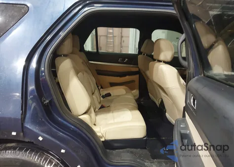 2016 Ford Explorer z USA, uszkodzony, nr VIN 1FM5K7B85GGA73289